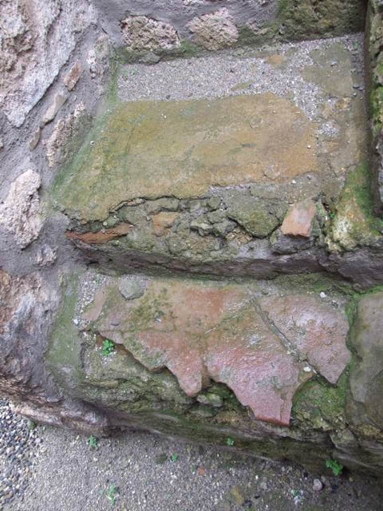 VI.10.6 Pompeii. March 2009. Room 7. Staircase to upper floor.