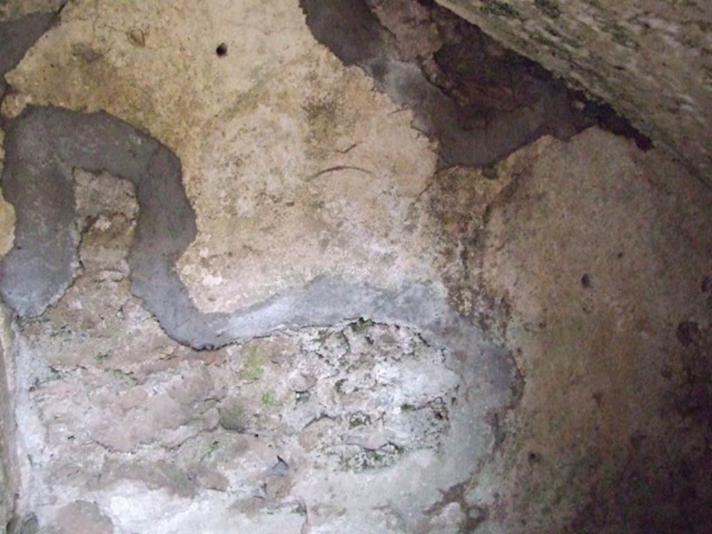 VI.10.6 Pompeii. March 2009. Room 8. Recess under stairs.
