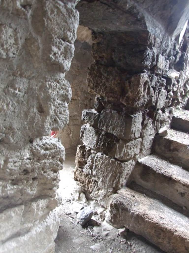 VI.10.7 Pompeii. March 2009. Room 13. Doorway from base of staircase.