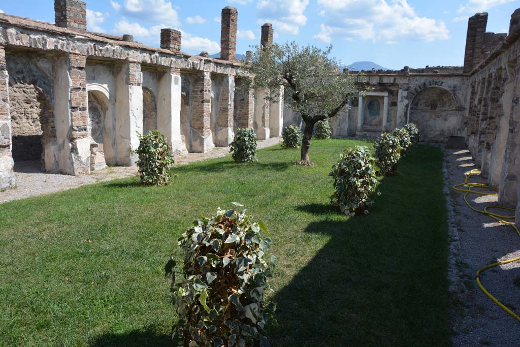 VI.10.7 Pompeii. September 2019. Looking south from north-west side.
Foto Annette Haug, ERC Grant 681269 DÉCOR.