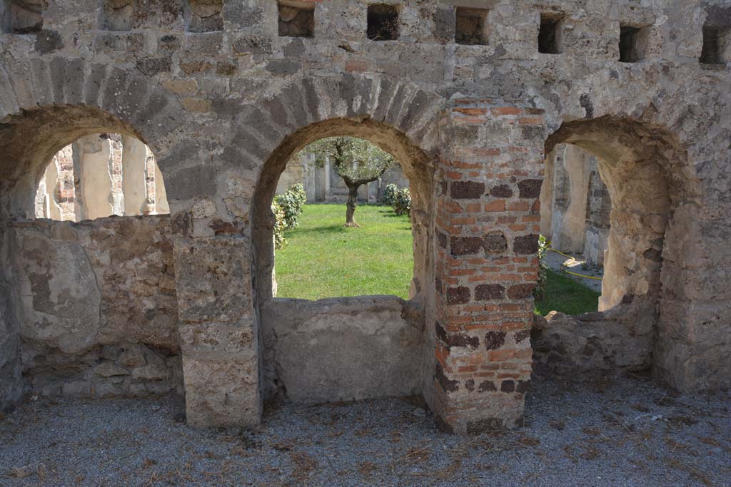 VI.10.7 Pompeii. September 2019. Looking south from north end.
Foto Annette Haug, ERC Grant 681269 DÉCOR.

