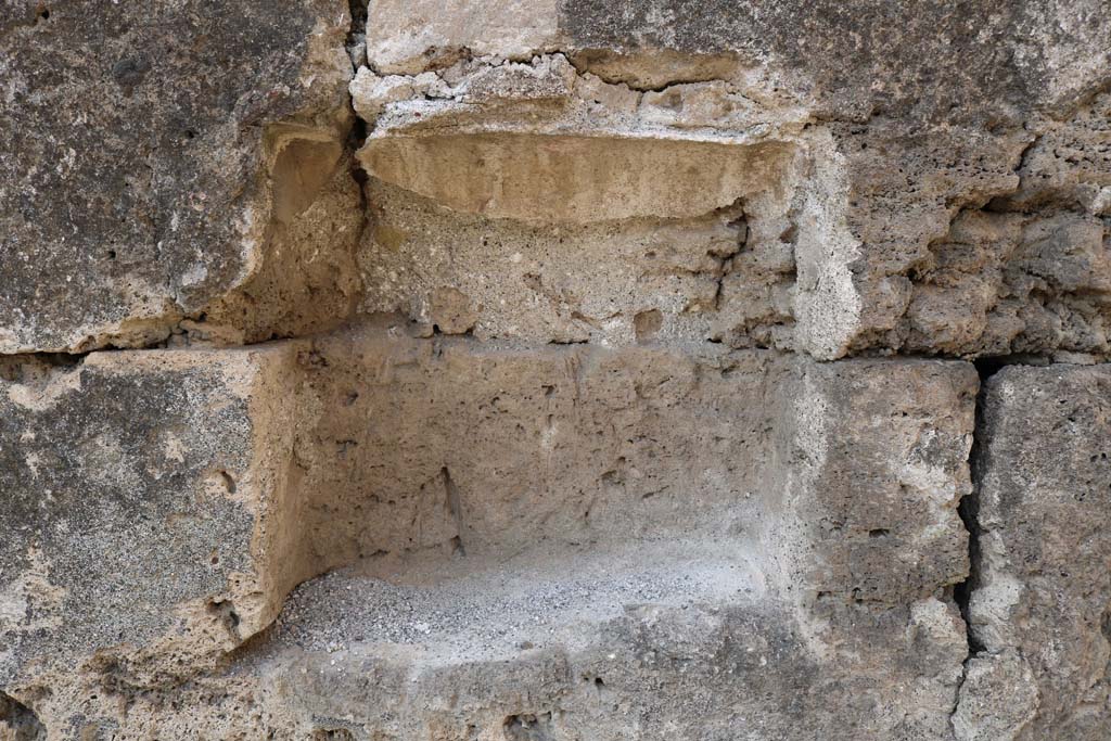 VI.10.10 Pompeii. December 2018. Square niche set in west wall. Photo courtesy of Aude Durand.