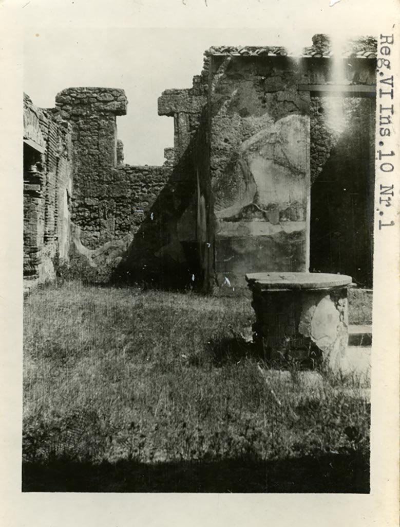 VI.10.11 Pompeii but shown as VI.10.1 on the photo. Pre-1937-39.
Looking east across the north end of the atrium towards the east ala, room 6.
Photo courtesy of American Academy in Rome, Photographic Archive. Warsher collection no. 1833.