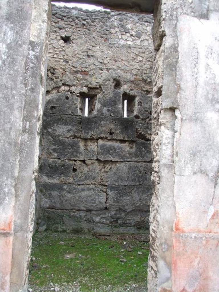 VI.10.11 Pompeii. March 2009. Room 11. Cubiculum on west side of atrium.