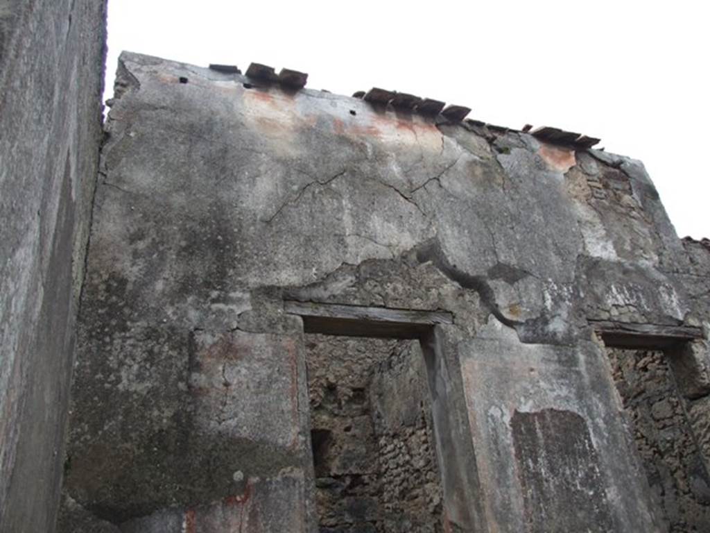 VI.10.11 Pompeii. March 2009. Room 3. Atrium. South west corner.