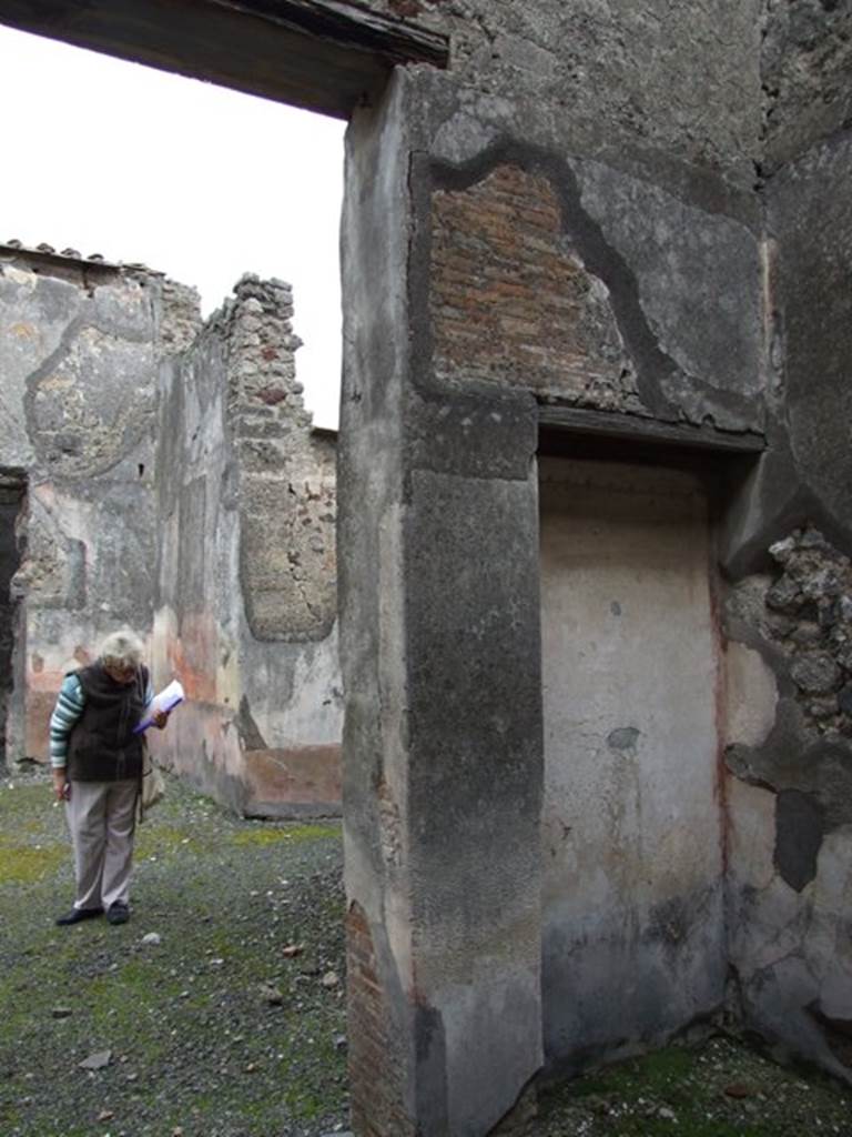 VI.10.11 Pompeii. March 2009. Room 12, east wall of cubiculum on west side of atrium.