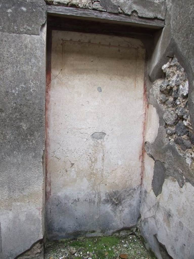 VI.10.11 Pompeii. March 2009. Room 12. Cubiculum on west side of atrium. Recess in south east corner.