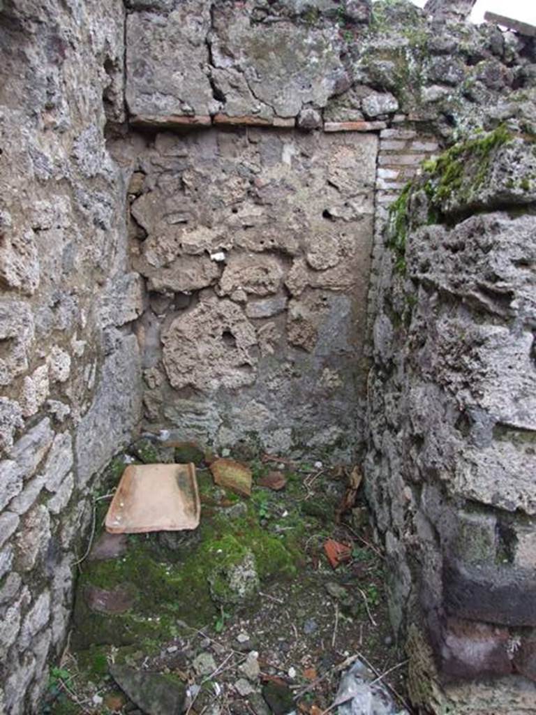 VI.10.11 Pompeii. March 2009. Room 13. Kitchen.
Site of Latrine?, in south east corner behind stairs.
