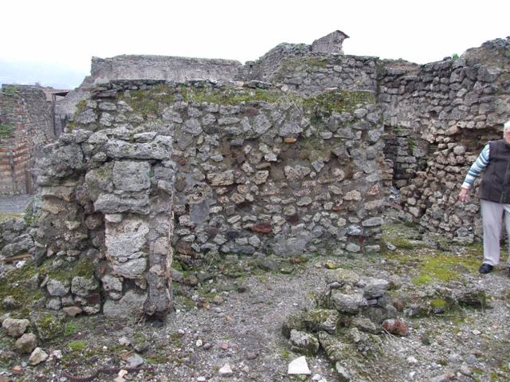 VI.10.11 Pompeii. March 2009. Room 22. Corridor leading west to room 23.