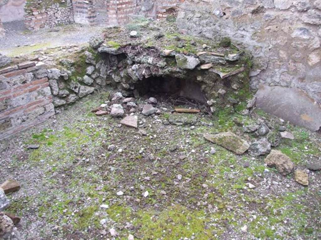 VI.10.11 Pompeii. March 2009. Room 24. Kitchen.