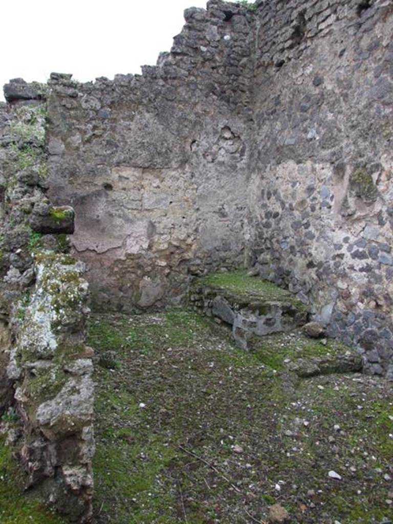 VI.10.14 Pompeii. March 2009. Room 12. Kitchen. South wall.