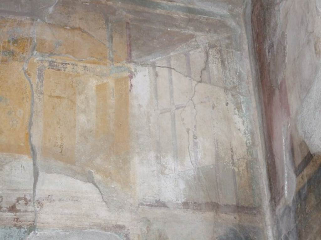VI.11.9 Pompeii. March 2009. Room 22, west end of upper south wall in caldarium.