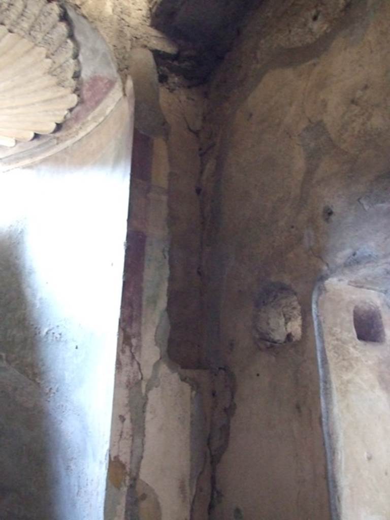 VI.11.9 Pompeii. December 2007. Room 22, north-west corner of caldarium.