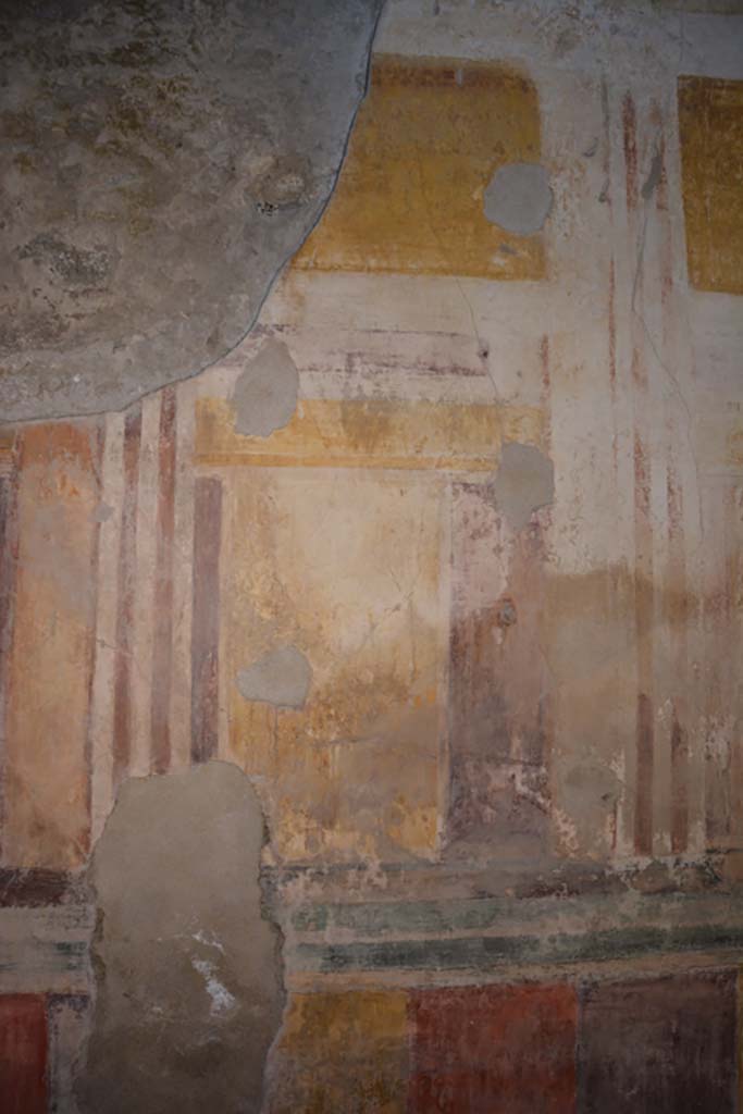 VI.11.10 Pompeii. December 2017. Room 45, detail from centre of south wall.
Foto Annette Haug, ERC Grant 681269 DÉCOR