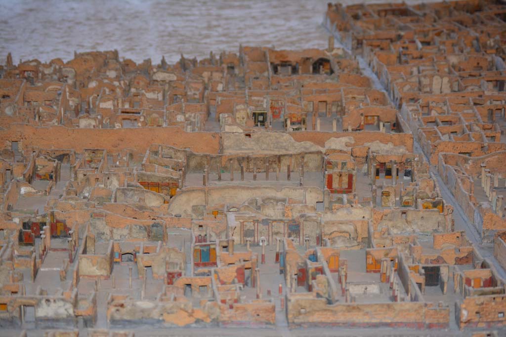 VI.11.9/10 Pompeii. July 2017. Looking east across VI.9 (VI.9.6/7 lower right) towards VI.11.9/10 across the centre.
From cork model in Naples Archaeological Museum.
Foto Annette Haug, ERC Grant 681269 DÉCOR.