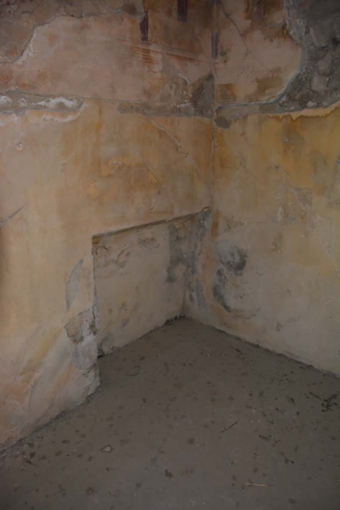 VI.11.10 Pompeii. November 2017. Room 41, flooring in recess in north-east corner.
Foto Annette Haug, ERC Grant 681269 D�COR
