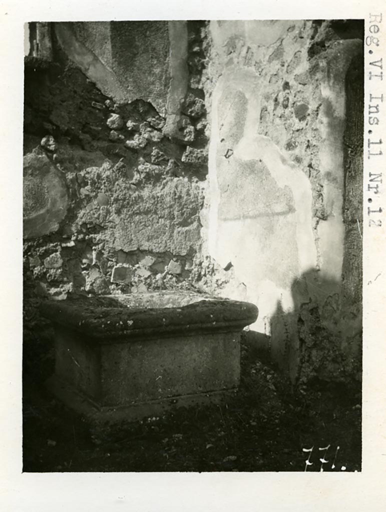 VI.11.14 Pompeii but shown as VI.11.12 on photo. W 1506. Cistern in north-west corner of garden area.
Photo by Tatiana Warscher. Photo © Deutsches Archäologisches Institut, Abteilung Rom, Arkiv.