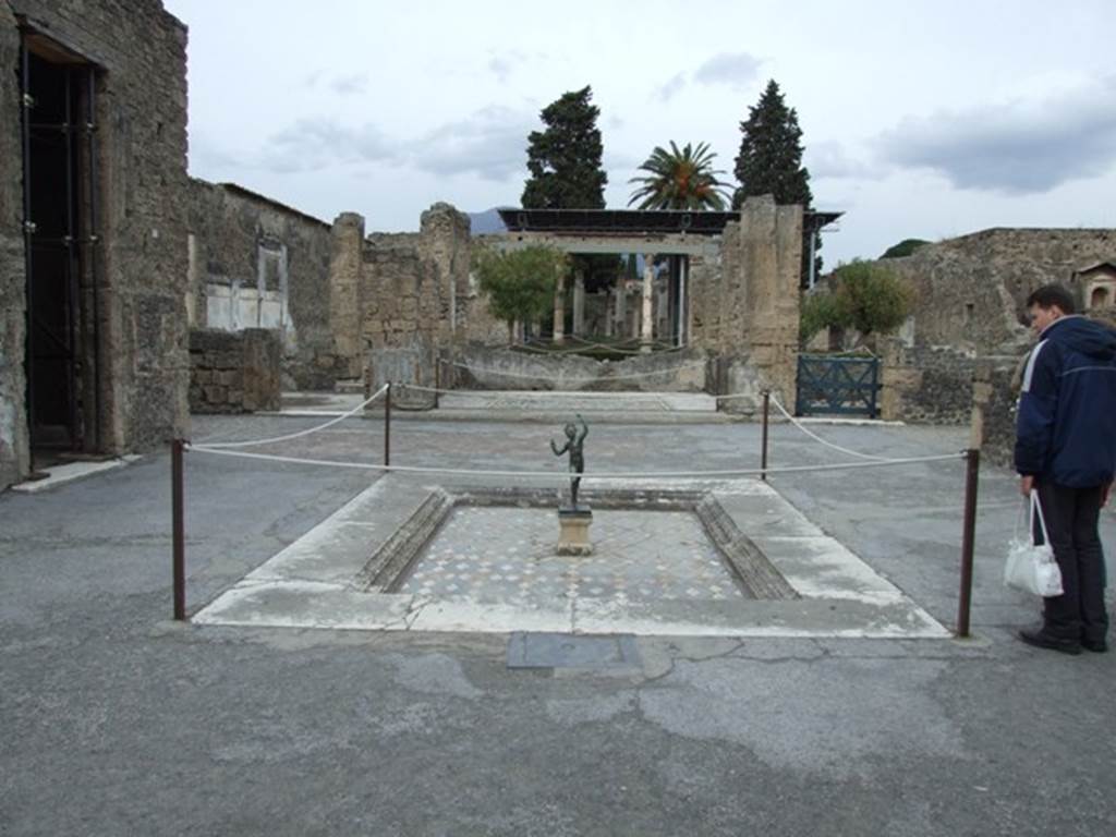 VI.12.2 Pompeii. December 2007. Atrium. Looking north across impluvium towards Tablinum.