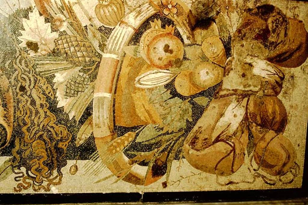VI.12.2 Pompeii. 1957. Detail of fruits, flowers and garland from mosaic with two tragic masks. Photo by Stanley A. Jashemski.
Source: The Wilhelmina and Stanley A. Jashemski archive in the University of Maryland Library, Special Collections (See collection page) and made available under the Creative Commons Attribution-Non Commercial License v.4. See Licence and use details.
J57f0532