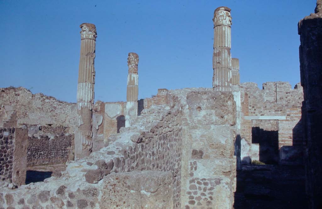 VI.12.5/2 Pompeii. December 1968.
Looking north-east towards atrium of VI.12.5. Photo courtesy of Rick Bauer. Also included in VI.12.2.