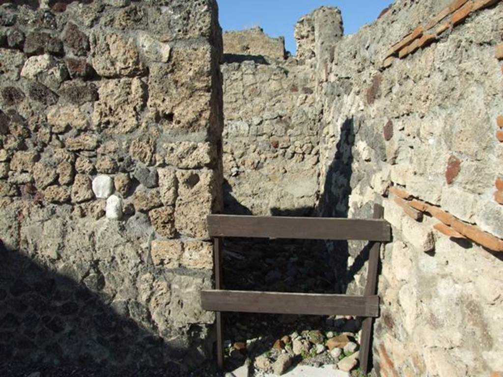 VI.14.16. Entrance to rear room on east side.