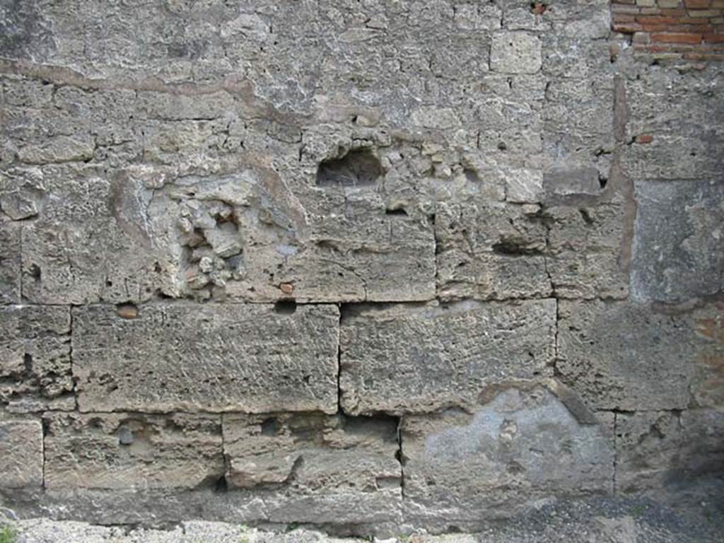 VI.14.19 Pompeii. May 2003. East wall. Photo courtesy of Nicolas Monteix.