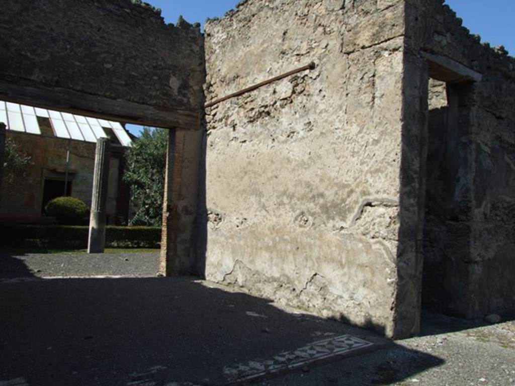 VI.14.20 Pompeii. March 2009. Room 4. Tablinum. North wall.
