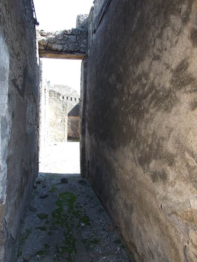 VI.14.20 Pompeii. March 2009. Room 5. Andron. Looking east to front of house.