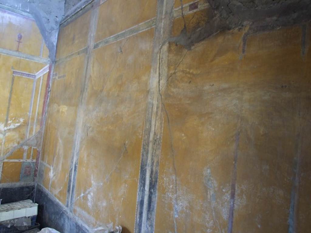 VI.14.20 Pompeii. March 2009. Room 13. West wall.