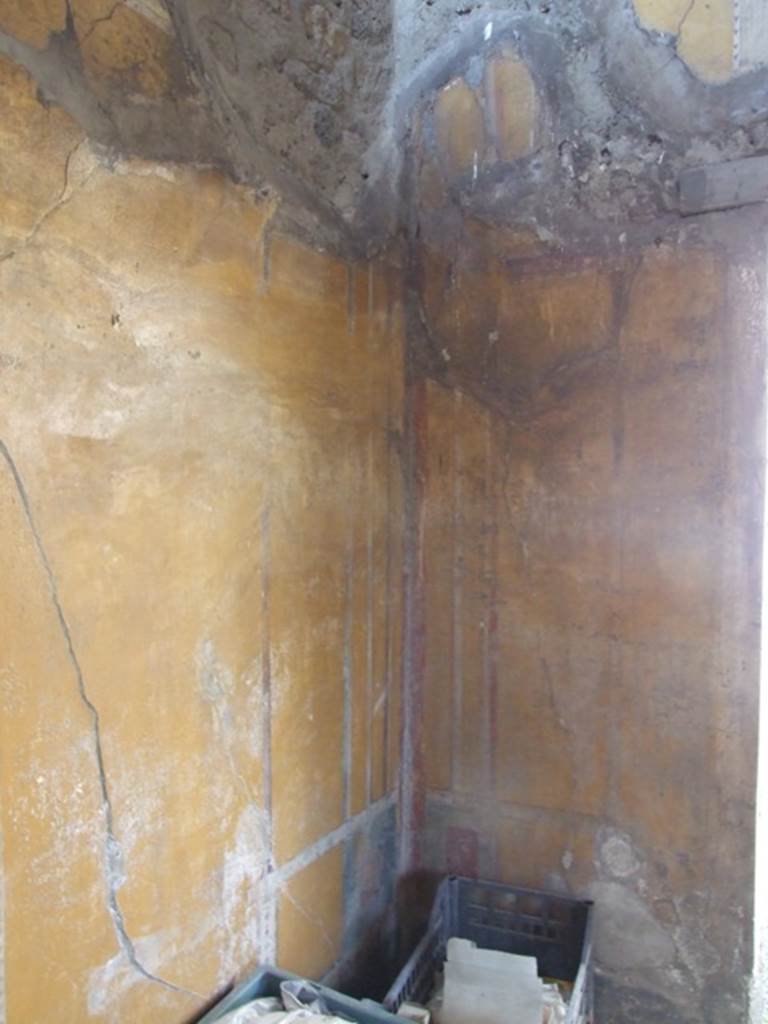 VI.14.20 Pompeii. March 2009. Room 13. North west corner.
