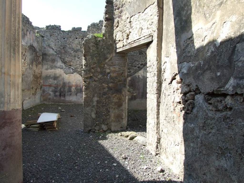 VI.14.20 Pompeii. March 2009. Room 16. Portico area on west side, with doors to rooms 15 and 17.
