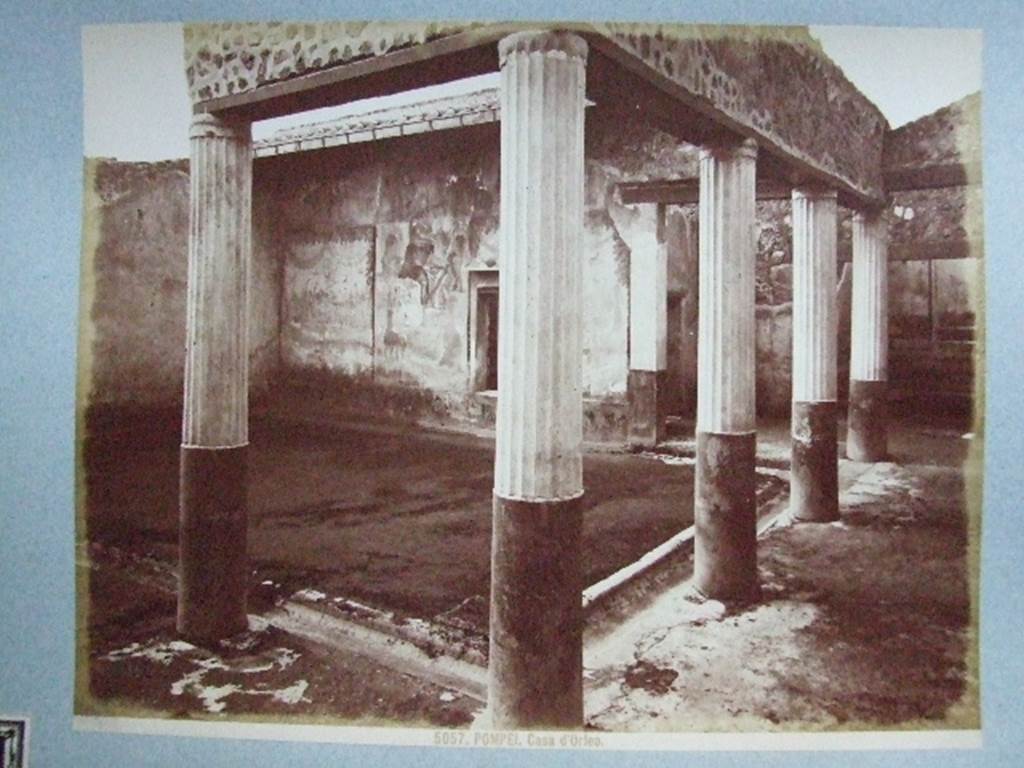 VI.14.20 Pompeii. Peristyle with painting of Orpheus. Old undated photograph. Courtesy of Society of Antiquaries. Fox Collection.