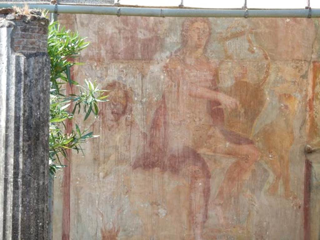 VI.14.20 Pompeii. May 2017. Room 18, Orpheus and the animals on west wall of garden area. Photo courtesy of Buzz Ferebee.