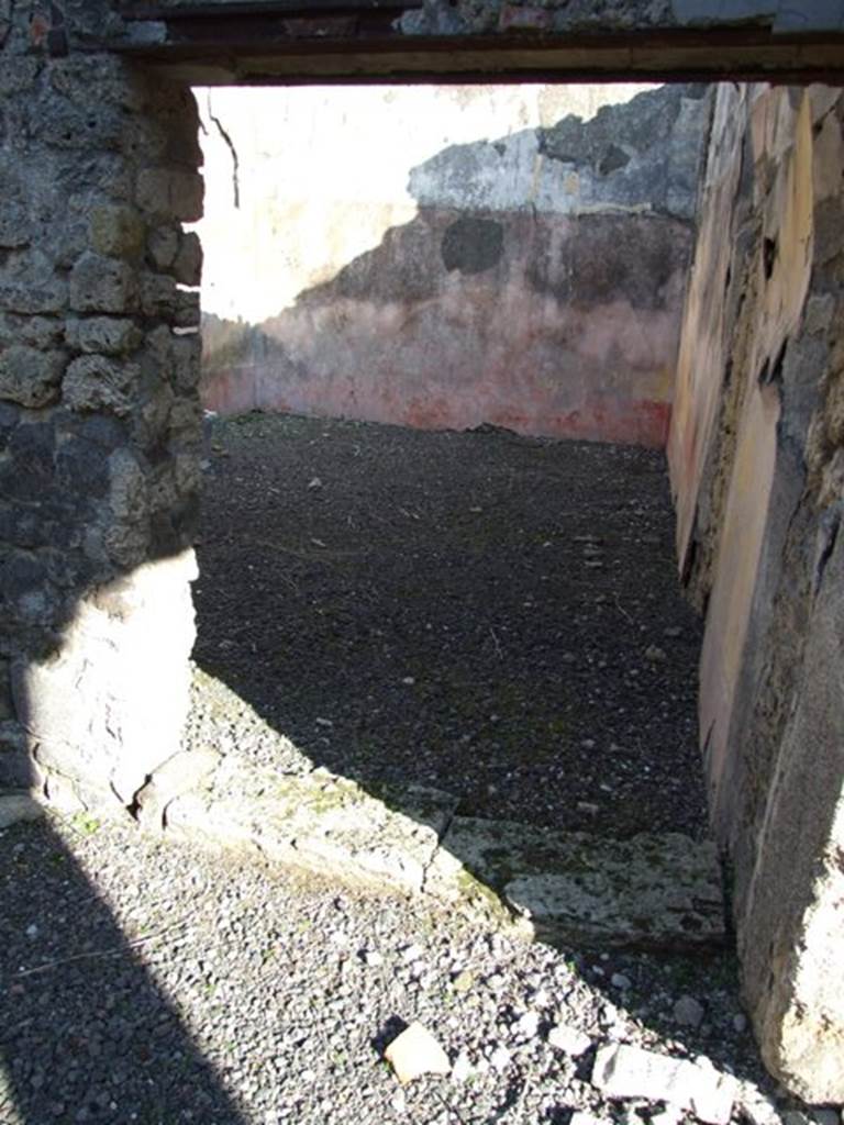 VI.14.22 Pompeii. December 2007. Doorway to room 15, triclinium, looking east.