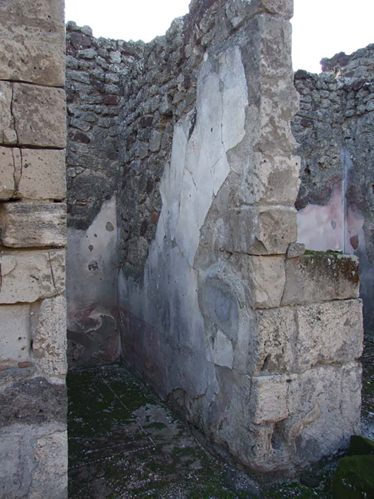 VI.14.22 Pompeii. December 2007. Doorway to room 3.