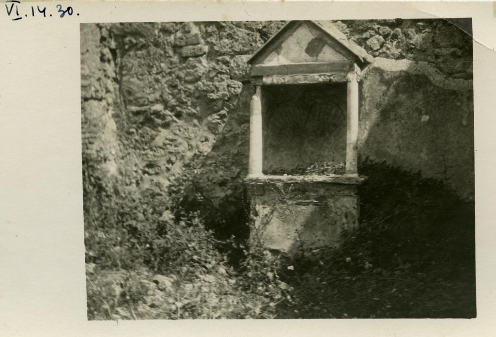 VI.14.30 Pompeii. Pre-1937-39. Aedicula lararium against east wall of garden.
Photo courtesy of American Academy in Rome, Photographic Archive. Warsher collection no. 039.
