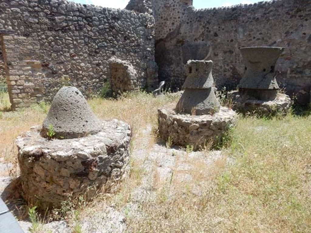 VI.14.32 Pompeii. May 2017. Looking east towards mills. Photo courtesy of Buzz Ferebee.