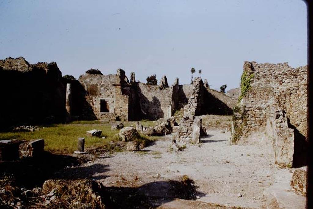 VI.14.38, on left, and VI.14.39 on right, Pompeii. 1966. Looking east. Photo by Stanley A. Jashemski.
Source: The Wilhelmina and Stanley A. Jashemski archive in the University of Maryland Library, Special Collections (See collection page) and made available under the Creative Commons Attribution-Non Commercial License v.4. See Licence and use details. J66f0335