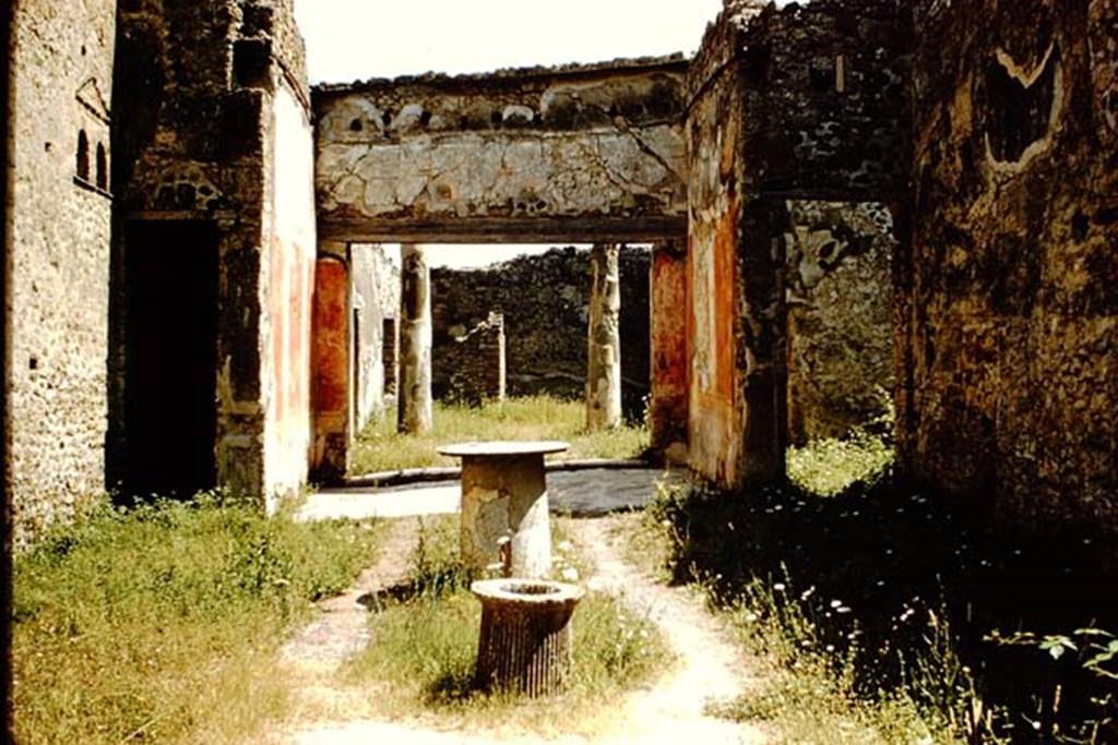 VI.14.40, Pompeii. 1959. Looking east across atrium. Photo by Stanley A. Jashemski.
Source: The Wilhelmina and Stanley A. Jashemski archive in the University of Maryland Library, Special Collections (See collection page) and made available under the Creative Commons Attribution-Non Commercial License v.4. See Licence and use details.
J59f0431