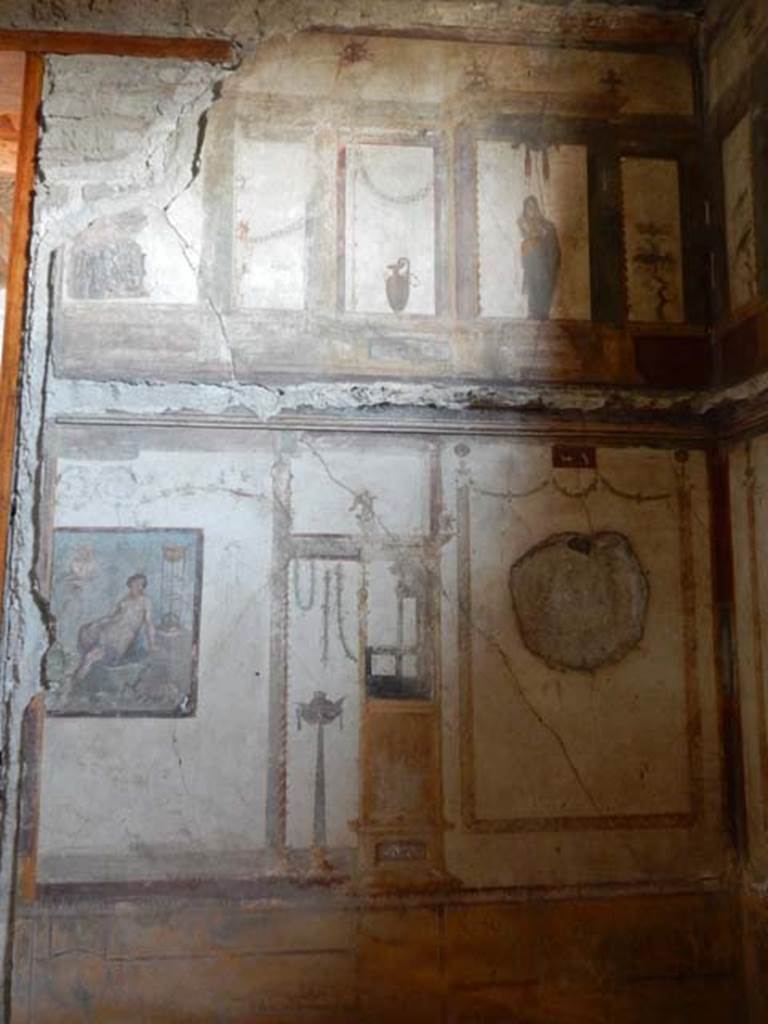 VI.15.1 Pompeii. May 2017. Looking towards north wall of oecus on south side of atrium. Photo courtesy of Buzz Ferebee.
