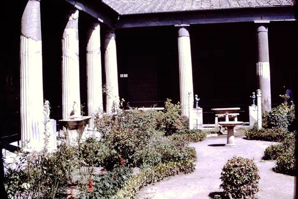 VI.15.1 Pompeii, 1968. Looking towards the north-west corner and north side of the peristyle. Photo by Stanley A. Jashemski.
Source: The Wilhelmina and Stanley A. Jashemski archive in the University of Maryland Library, Special Collections (See collection page) and made available under the Creative Commons Attribution-Non Commercial License v.4. See Licence and use details.
J68f0689