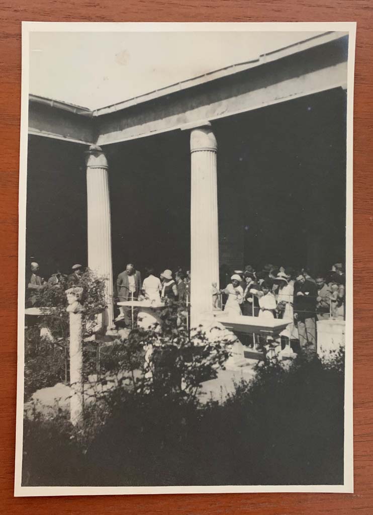 VI.15.1 Pompeii. From an album dated 1922. Looking towards north-west corner of peristyle.
Photo courtesy of Rick Bauer.