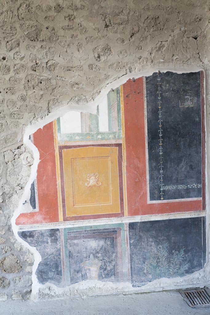 VI.15.1 Pompeii. March 2023.
Looking towards north wall of peristyle at east end, in north-east corner. Photo courtesy of Johannes Eber.