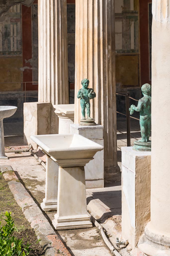 VI.15.1 Pompeii. March 2023.
North side of peristyle, looking west. Photo courtesy of Johannes Eber.