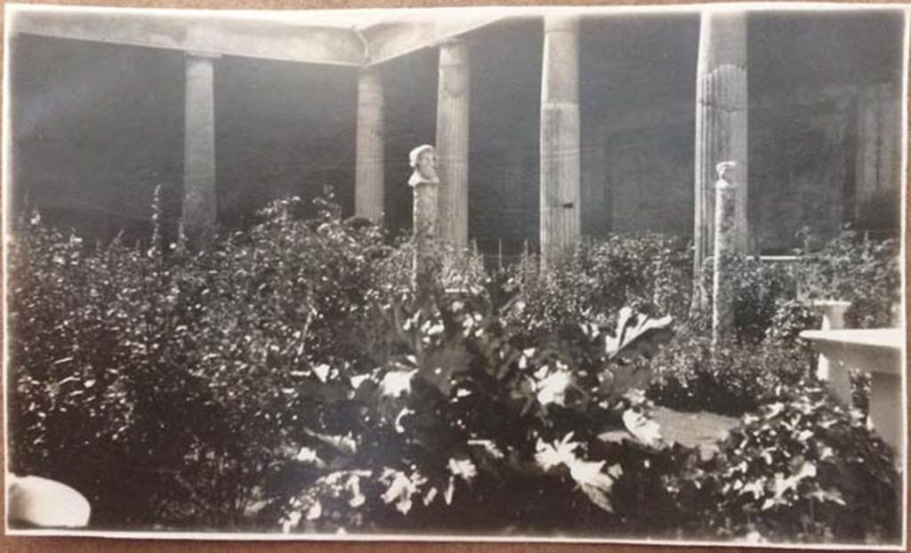 VI.15.1 Pompeii. 1933 photo. Looking towards south-west corner across peristyle garden. Photo courtesy of Rick Bauer.