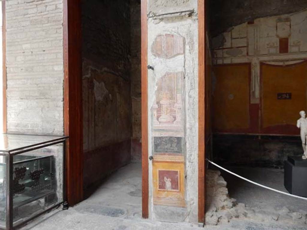 VI.15.1 Pompeii. May 2017. South side of atrium, with doorway to bedroom, on left, and ala, on right. Photo courtesy of Buzz Ferebee.
