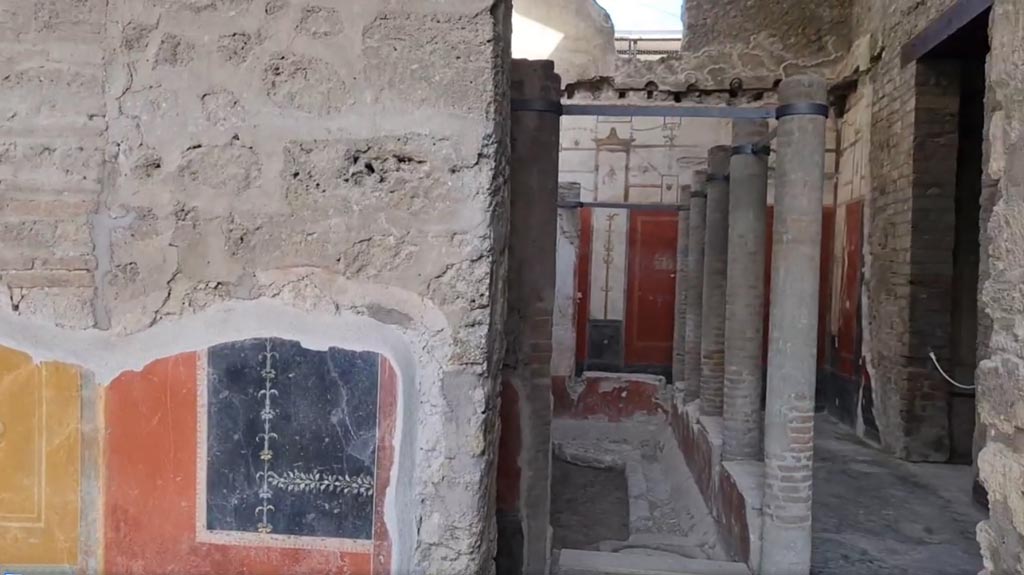 VI.15.1 Pompeii. April 2023.
Looking north through doorway into small courtyard, from north portico. Photo courtesy of Giuseppe Ciaramella.