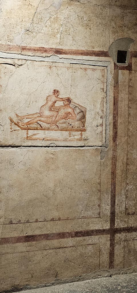 VI.15.1 Pompeii. December 2023.
Detail of wall decoration with erotic painting. Photo courtesy of Miriam Colomer.