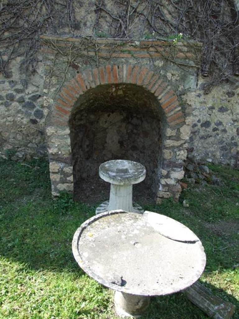 VI.15.5 Pompeii. March 2009. Aedicula niche built against the west wall, probably to be used as a fountain but never completed.