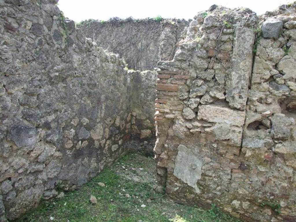VI.15.6 Pompeii. March 2009. Doorway to room 9. Small room under the stairs.